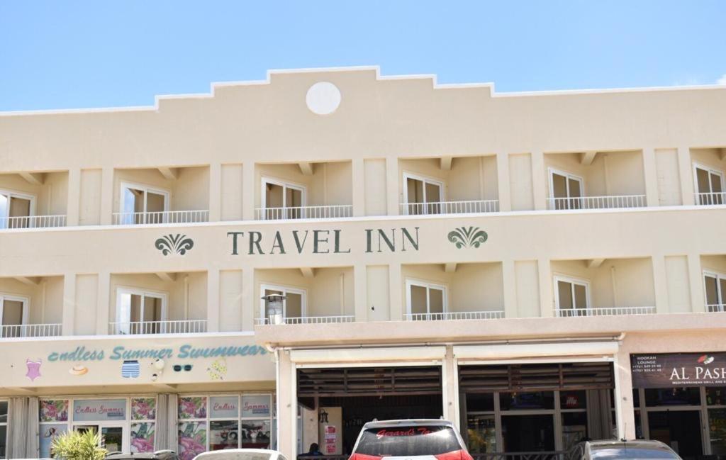 Travel Inn Hotel Simpson Bay Buitenkant foto